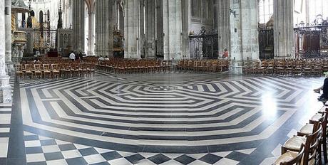 Te Mostramos La Hermosa Catedral De Amiens. La Iglesia Más Grande De Francia