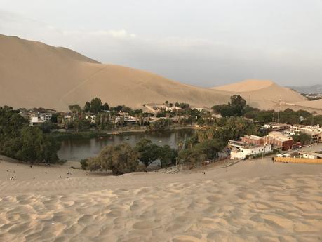 Visitar el Oasis de Huacachina. Buggies y sandboard en Ica, Perú