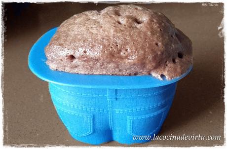 Mug Cake de cacao en microondas Mug Cake de cacao en microondas
