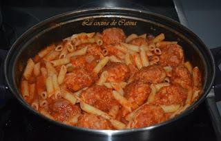 Macarrones con albóndigas de pavo