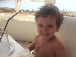 El pequeño Alejandro pudo ser un “daño colateral” del lobby de la vacuna de la varicela Alejandro Varivax varicela