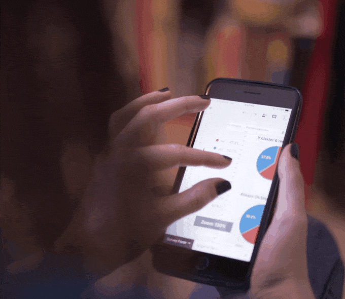 Este Case para iPhone tiene un Android en la espalda para los “biplataforma” Este Case para iPhone tiene un Android en la espalda para los “biplataforma”