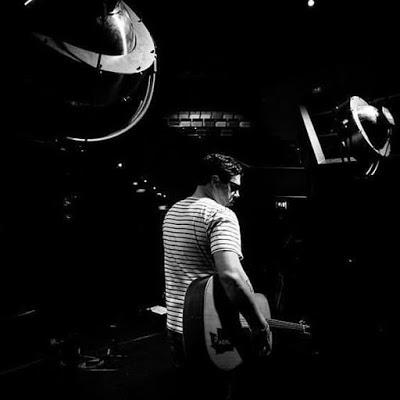 Damien Jurado cancela gira europea (y española) por un Damien Jurado cancela gira europea española)