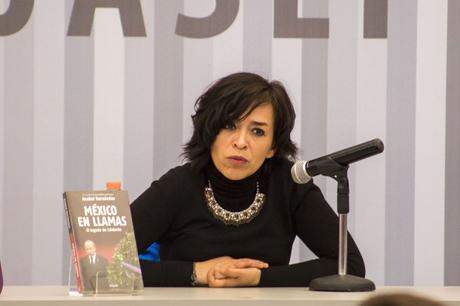 Anabel Hernández presentó: “La Verdadera noche de Iguala” en la 42 FNL UASLP