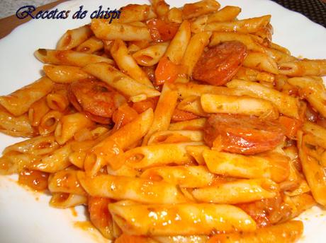 MACARRONES CON CHORIZO