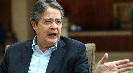 Candidato presidencial de Ecuador No quiere médicos cubanos Candidato presidencial de Ecuador No quiere médicos cubanos