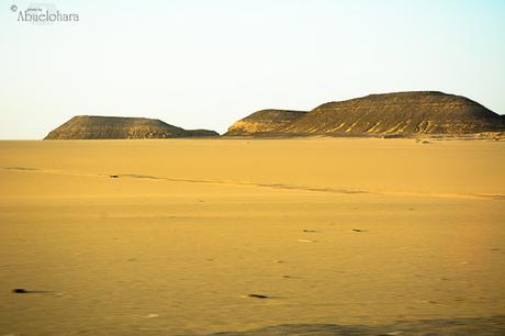 El desierto nos acompaña durante el trayecto desde Asuán hasta Abu Simbel Fotografia_viaje_Egipto.Abuelohara