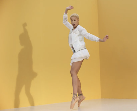 ¿Sabeis que es el hiplet? Desigual lo incorpora a su nueva campaña. ¿Sabeis que es el hiplet? Desigual lo incorpora a su nueva campaña.