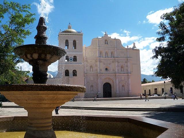 Comayagua y sus balnearios artificiales Comayagua y sus balnearios artificiales