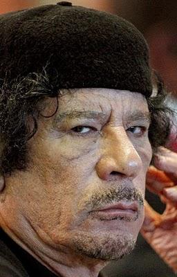 El coronel Gadafi, dispuesto a morir matando.