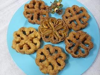 FLORES DE CARNAVAL FLORES DE CARNAVAL