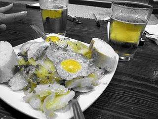 Granada y el Amör saliendo de los Escaparates. Granada y el Amör saliendo de los Escaparates.