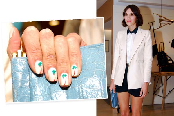 * Get the outfit: Alexa Chung in black navy at Barneys New York!