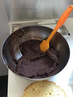 DRIP CAKE DE CHOCOLATE (Desafío dulce del Marzo)