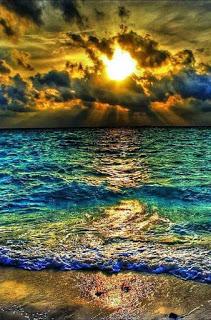 HAY UNA MAREJADA DE EMOCIONES... HAY UNA MAREJADA DE EMOCIONES...