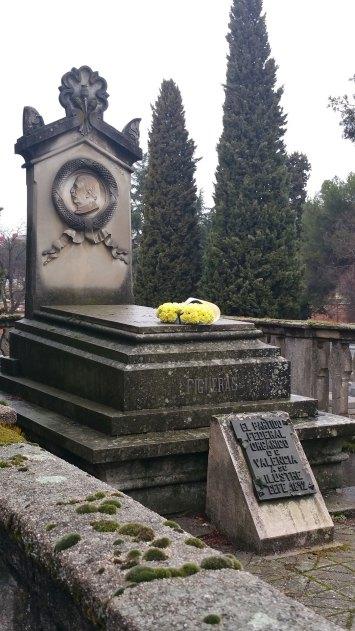 Ofrenda floral masónica en el Cementerio Civil de La Almudena