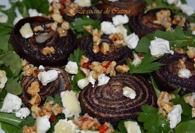 Cebollas rojas con salsa de nueces