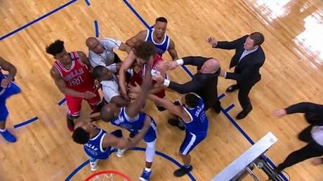 Así fue la brutal pelea a puñetazos en duelo entre Toronto Raptors y Chicago Bulls #NBA #Deportes  (VIDEO)