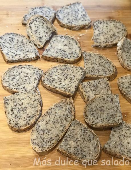 Pan de trigo y semillas de lino Pan de trigo y semillas de lino