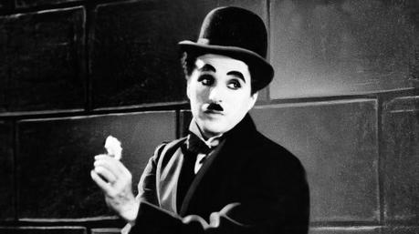 Hermoso poema de Charles Chaplin: El mundo pertenece a quien se atreve