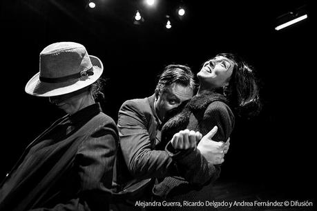 Ausentes - Proyecto Escénico: Destripar un conflicto social más allá del escenario Ausentes - Proyecto Escénico: Destripar un conflicto social más allá del escenario