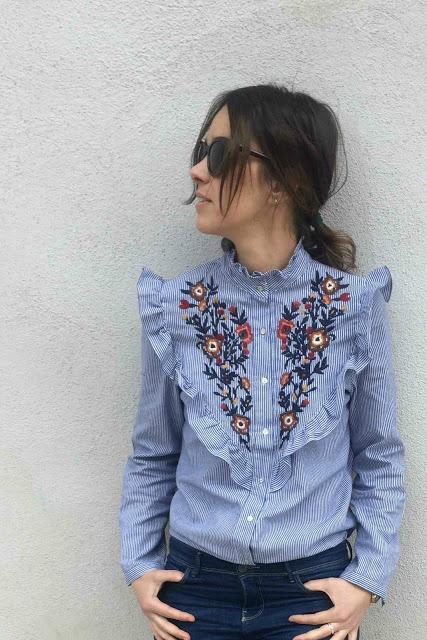BLUSA CON BORDADOS BLUSA CON BORDADOS