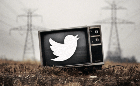 Twitter mejora los videos en vivo para competir con Facebook