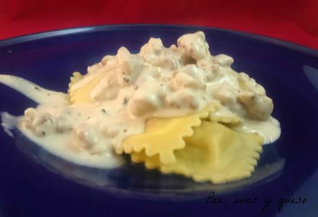 Raviolis con salsa de nueces Raviolis con salsa de nueces