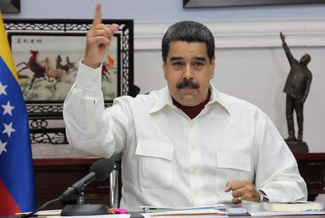 Maduro felicita a R.D., Haití y El Salvador por defender Venezuela en OEA.