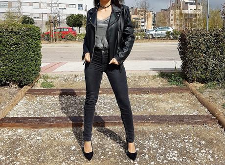 OUTFIT: Top Lencero + Biker