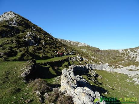 Camino a las minas del Pilar