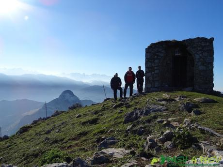 Ruta al PICO PAISANO Y CUETU TABLADIELLU desde ALEVIA