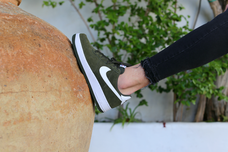 Outfit #161. Issues Outfit #161. Issues