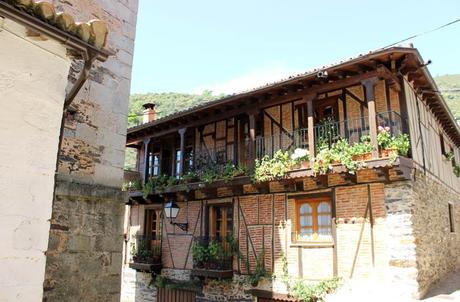 Valero, el pueblo sepultado entre montañas Una de las casas típicas mejor conservadas de Valero Salamanca