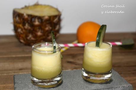 ZUMO DETOX DE PIÑA, PEPINO, MANZANA, ALOE VERA Y NARANJA, COCINA SALUDABLE