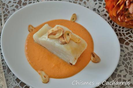 Bacalao Confitado con Salsa Romesco