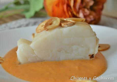 Bacalao Confitado con Salsa Romesco