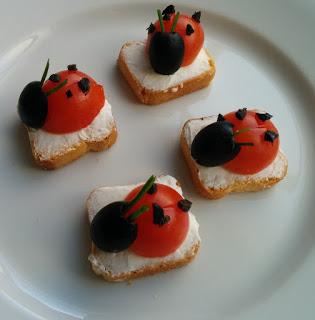 CANAPÉS DE MARIQUITAS