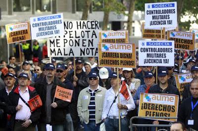 Cospedal, comoTrump, equipara la seguridad con el aumenta de gasto militar.