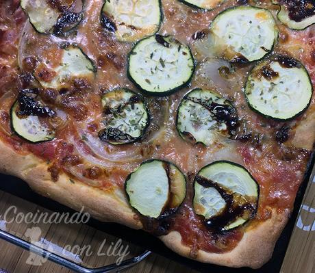 Pizza De Calabacín Con Vinagre de Módena Pizza De Calabacín Con Vinagre de Módena