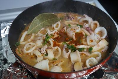 Calamares con salsa de almendras