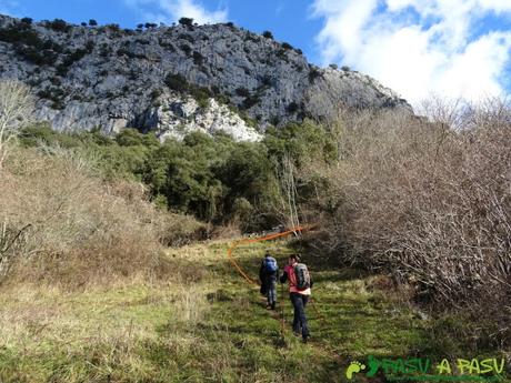 Sierra de Juan Robre: Sendero hacia los Invernales de la Nava