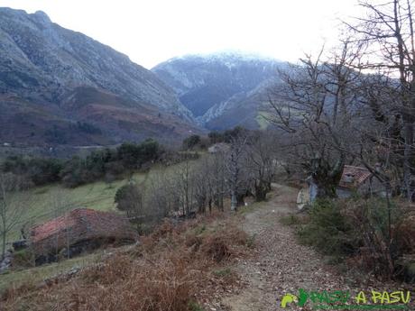 Sierra de Juan Robre: Cabañas de Charás