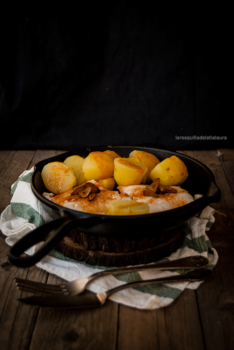 BACALAO A LA GALLEGA { con ajada }