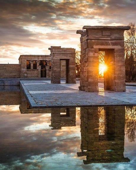 Fuente: Pinterest. Templo de Debod, Madrid.