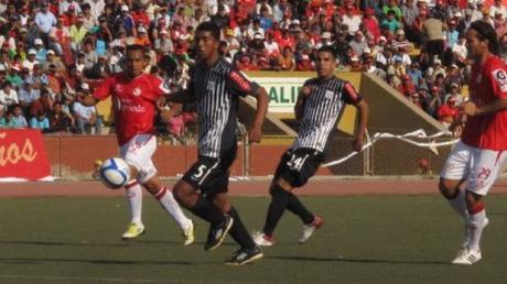 Historial de partidos entre Juan Aurich vs Alianza Lima (2008-2016) Historial de partidos entre Juan Aurich vs Alianza Lima (2008-2016)