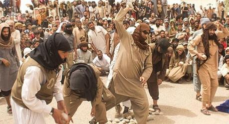 10 Peores castigos para las mujeres que cometían adulterio 10 Peores castigos para las mujeres que cometían adulterio