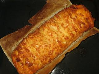 TRENZA DE SOBRASADA Y QUESO