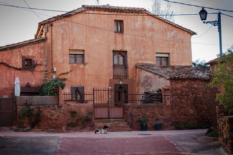 Ruta de los pueblos rojos de Segovia. Villacorta