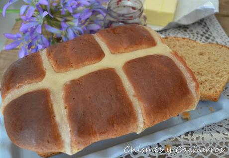 Hot Cross Bun Pan (Pan de Pascua)